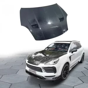 Porsche Cayenne 9Y0 Mansory dry carbon engine cover